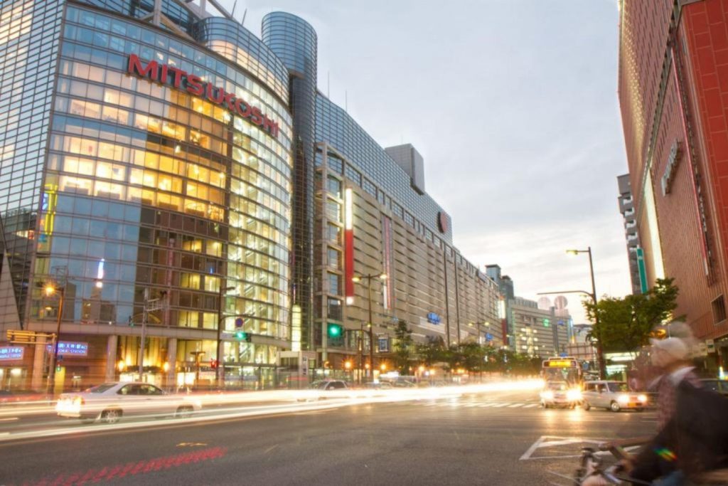 Tenjin Fukuoka ย่านช้อปปิ้งเทนจิน