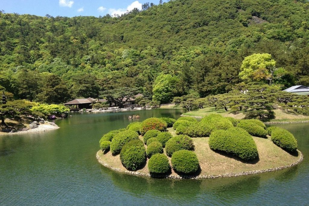 สวนริทสึริน (Ritsurin Park)